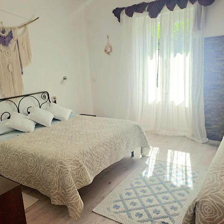 Casa Oleandri Villa Golfo Aranci Buitenkant foto