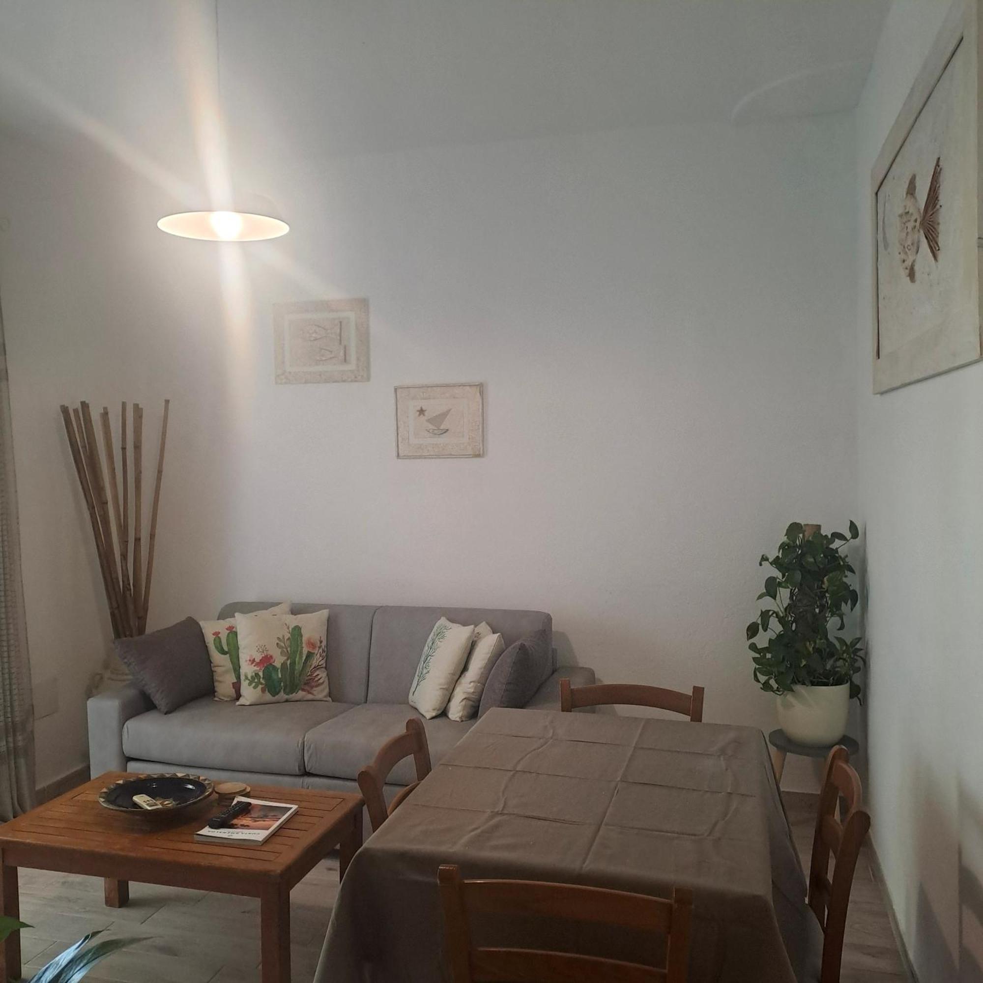 Casa Oleandri Villa Golfo Aranci Buitenkant foto